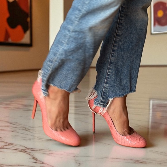 Christian Louboutin Coral Python - Picture 2 of 7